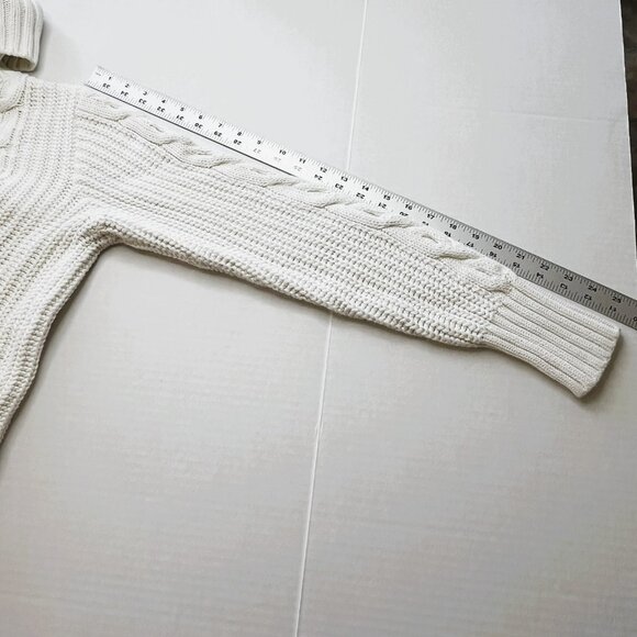 GAP Women's Fisherman Cable-Knit Sweater sz Medium Turtleneck Coastal Old Money - Picture 8 of 9